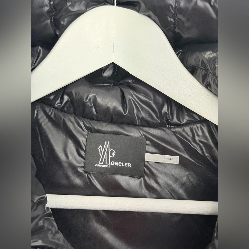 Moncler Grenoble Puffer Teddy bear Vest - Picture 3 of 12
